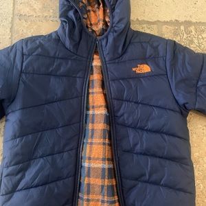 North face reversible puffer jacket size 10 boys